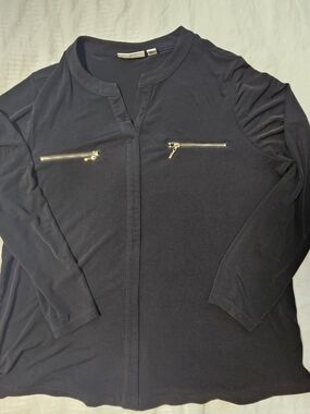 Susan Graver Black Zip-Pocket Pullover Top with Gold Hardware Size XL